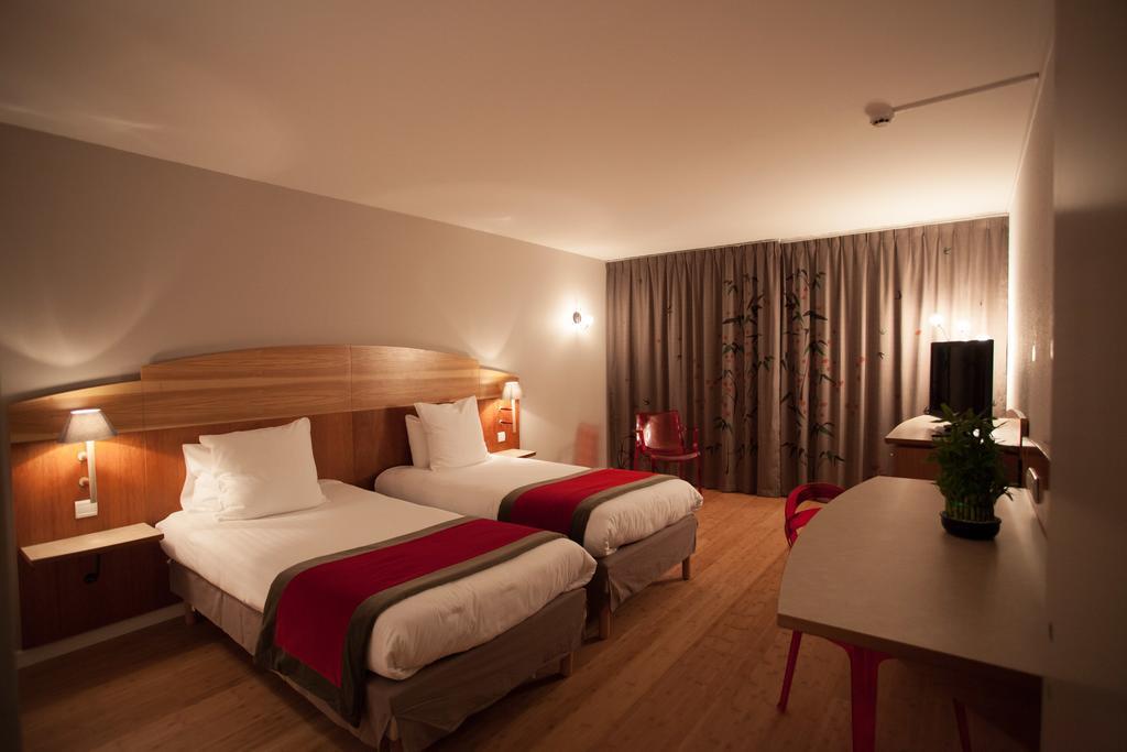 Hotel C Suites Chambres Spacieuses Nimes Room photo